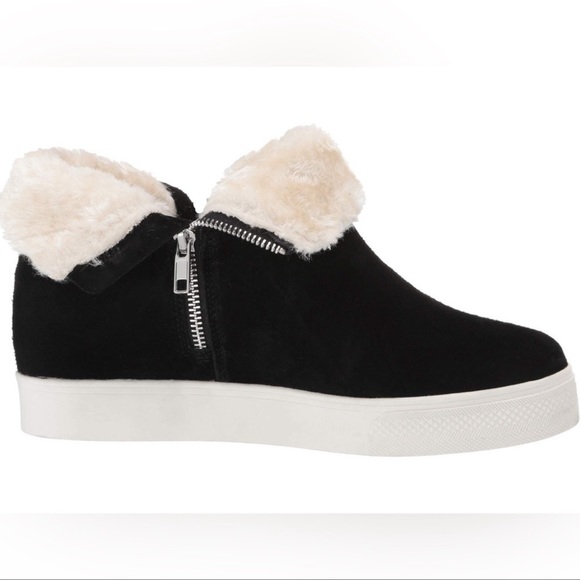 Steve Madden Wanda Wedge Sneaker. Black suede - size 8.5 - Picture 7 of 12